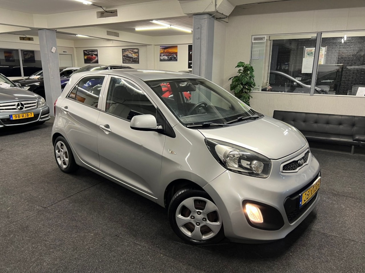 Kia Picanto - 1.0 CVVT *NAP*5drs*Airco*2013 - AutoWereld.nl