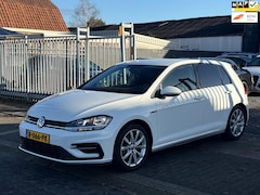 Volkswagen Golf - 1.0 TSI R-Line | ACC | camera | Lm velgen |