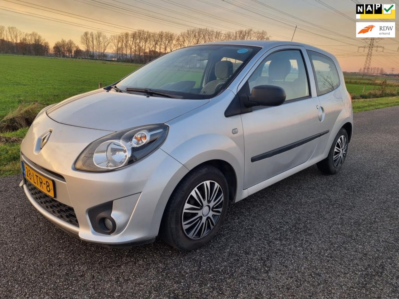 Renault Twingo - 1.2-16V Authentique Airco Trekhaak - AutoWereld.nl