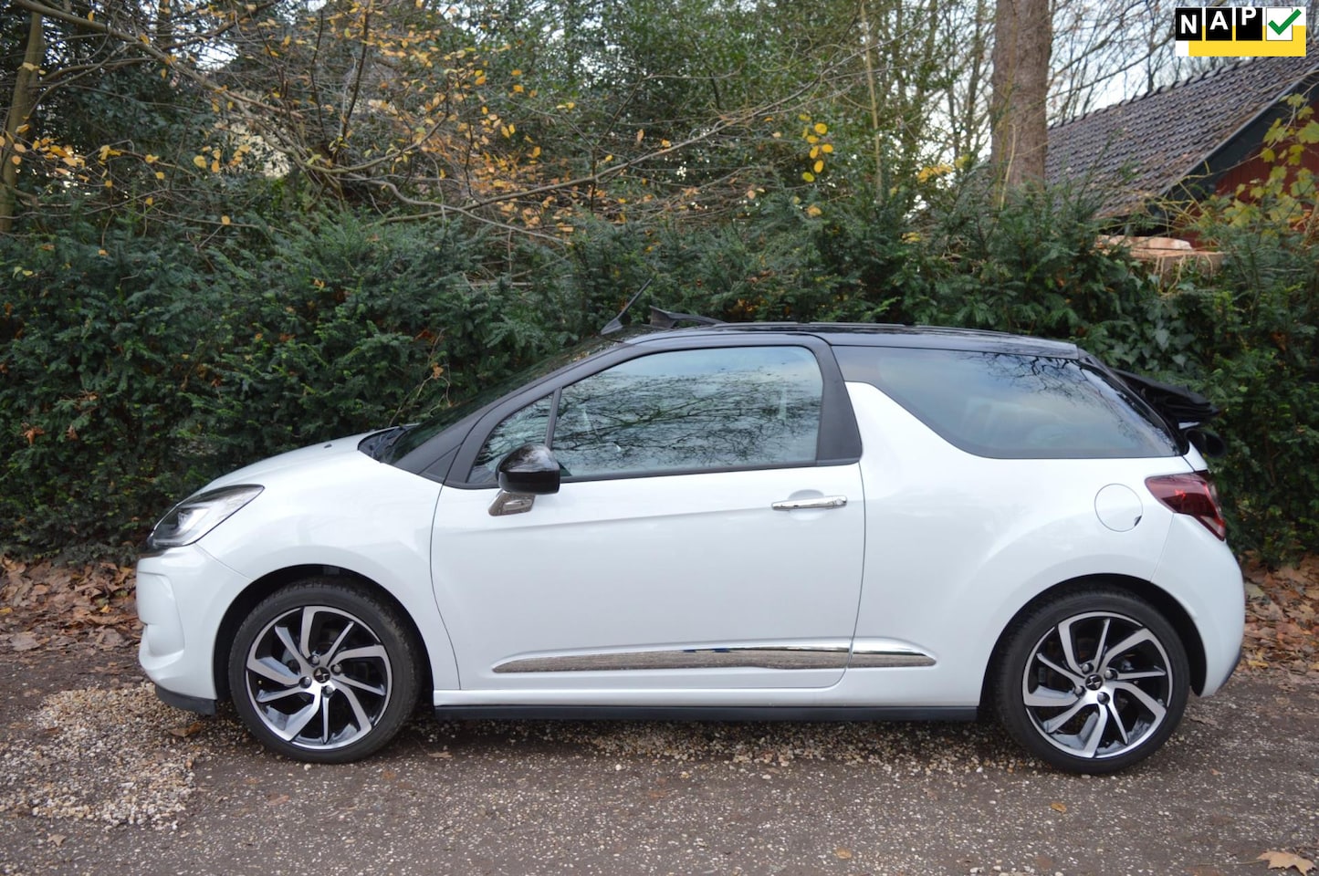 DS 3 Cabrio - 1.2 PureTech So Chic Org NL/NAP - AutoWereld.nl