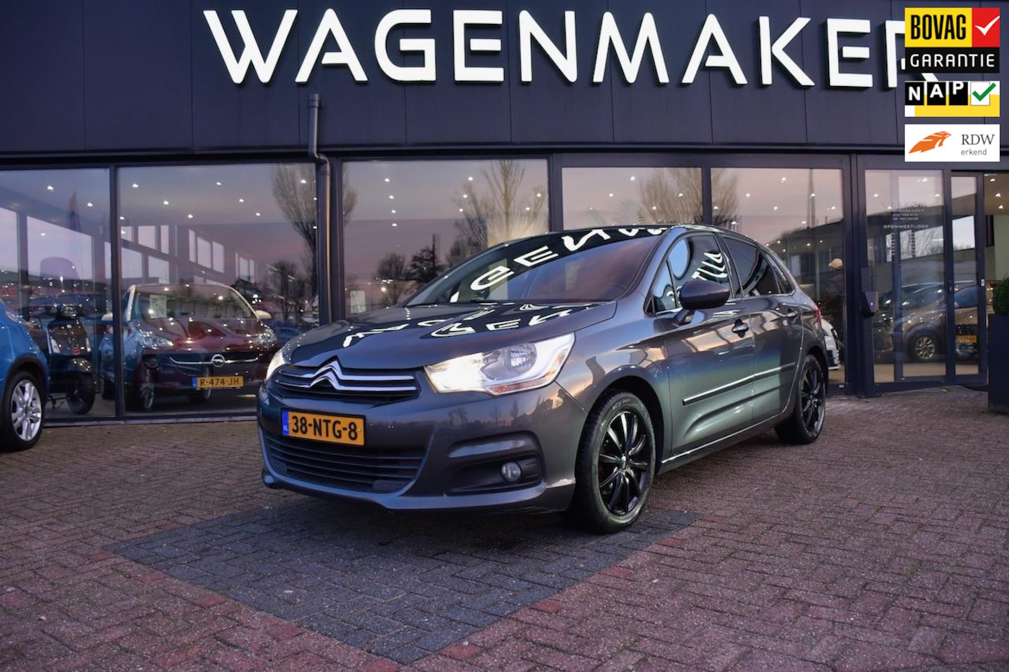 Citroën C4 - 1.6 VTi Tendance Cruise|NAVI|Trekhk|Volledig OH - AutoWereld.nl