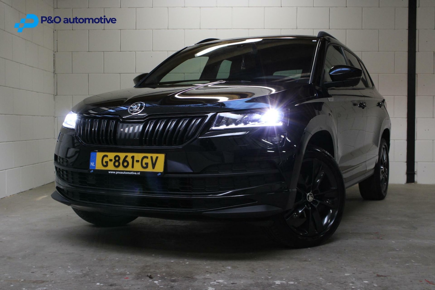 Skoda Karoq - 1.5 TSI ACT Sportline VIRTUAL/SFEERVERL/CANTON - AutoWereld.nl