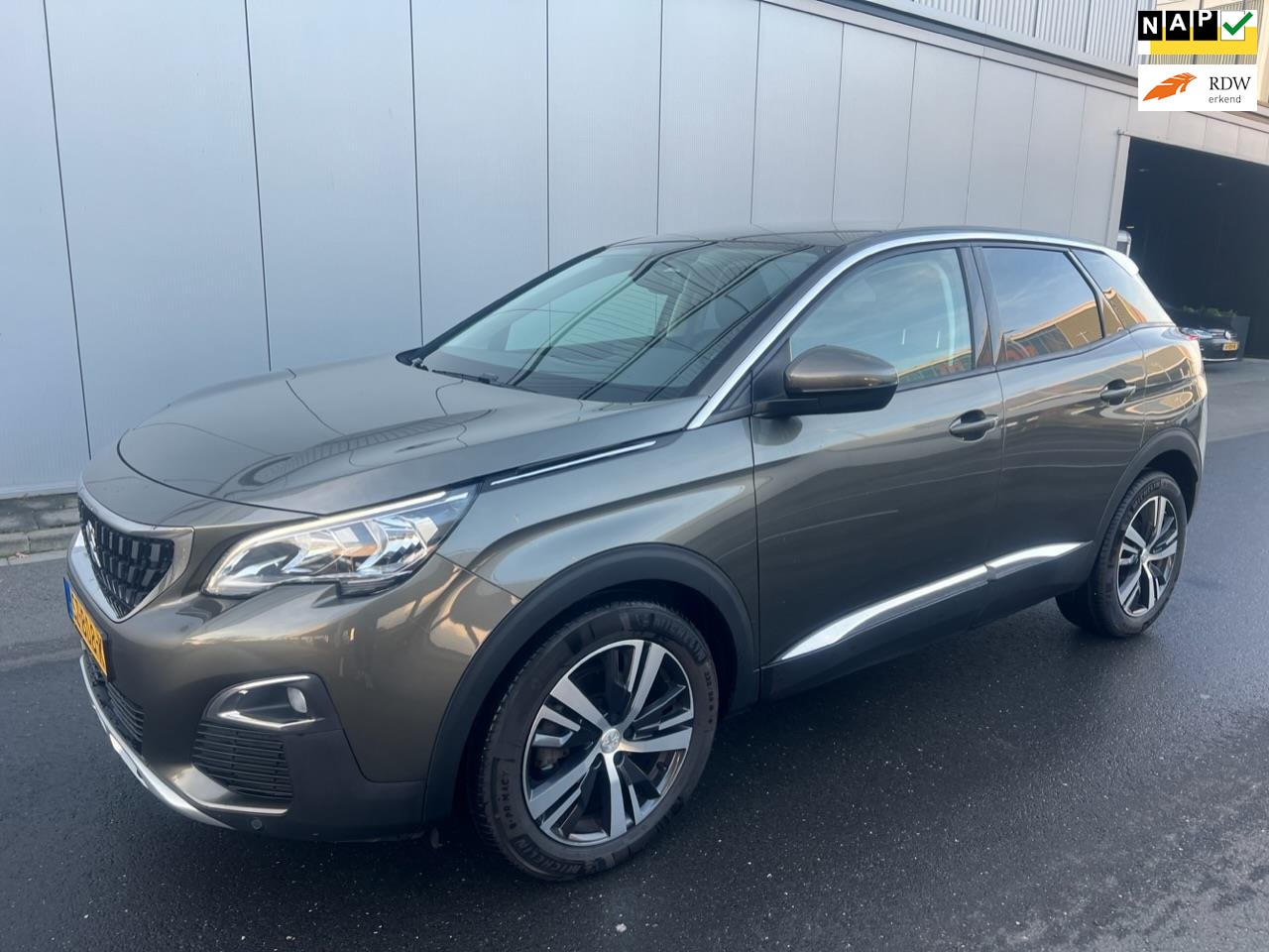 Peugeot 3008 - 1.6 e-THP Blue Lease Premium AUTOMAAT.VIRTUAL.NAP! - AutoWereld.nl