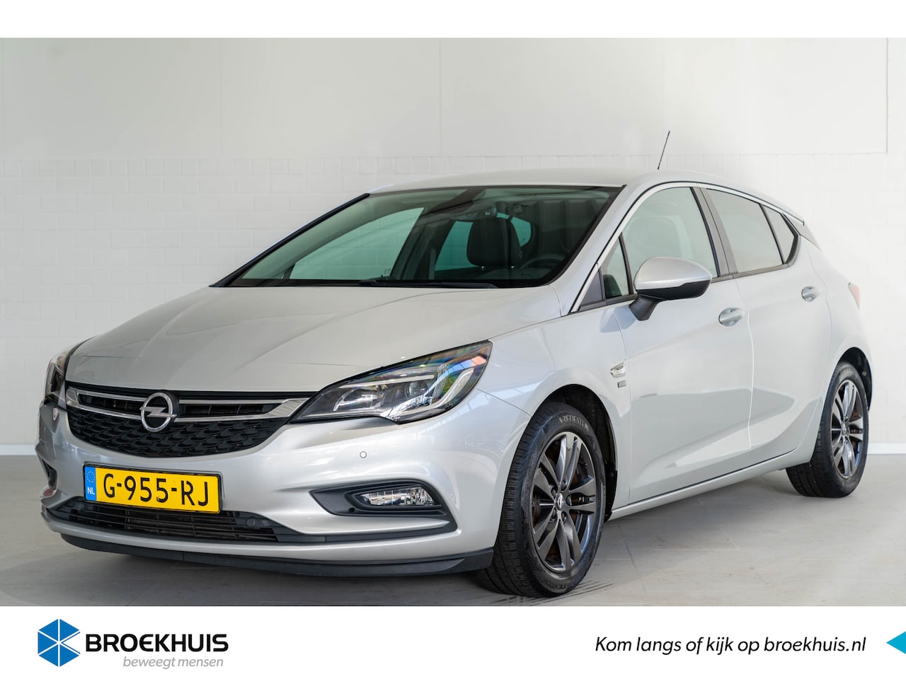 Opel Astra - 1.0 Turbo 120 Jaar Edition + | Trekhaak | Navi | Climate Controle | Parkeersensoren | - AutoWereld.nl