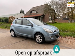 Hyundai i20 - 1.2i i-Motion|ISOFIX|ONDERHOUDEN|NL-AUTO|NAP|BOEKJES|2 KEYS|