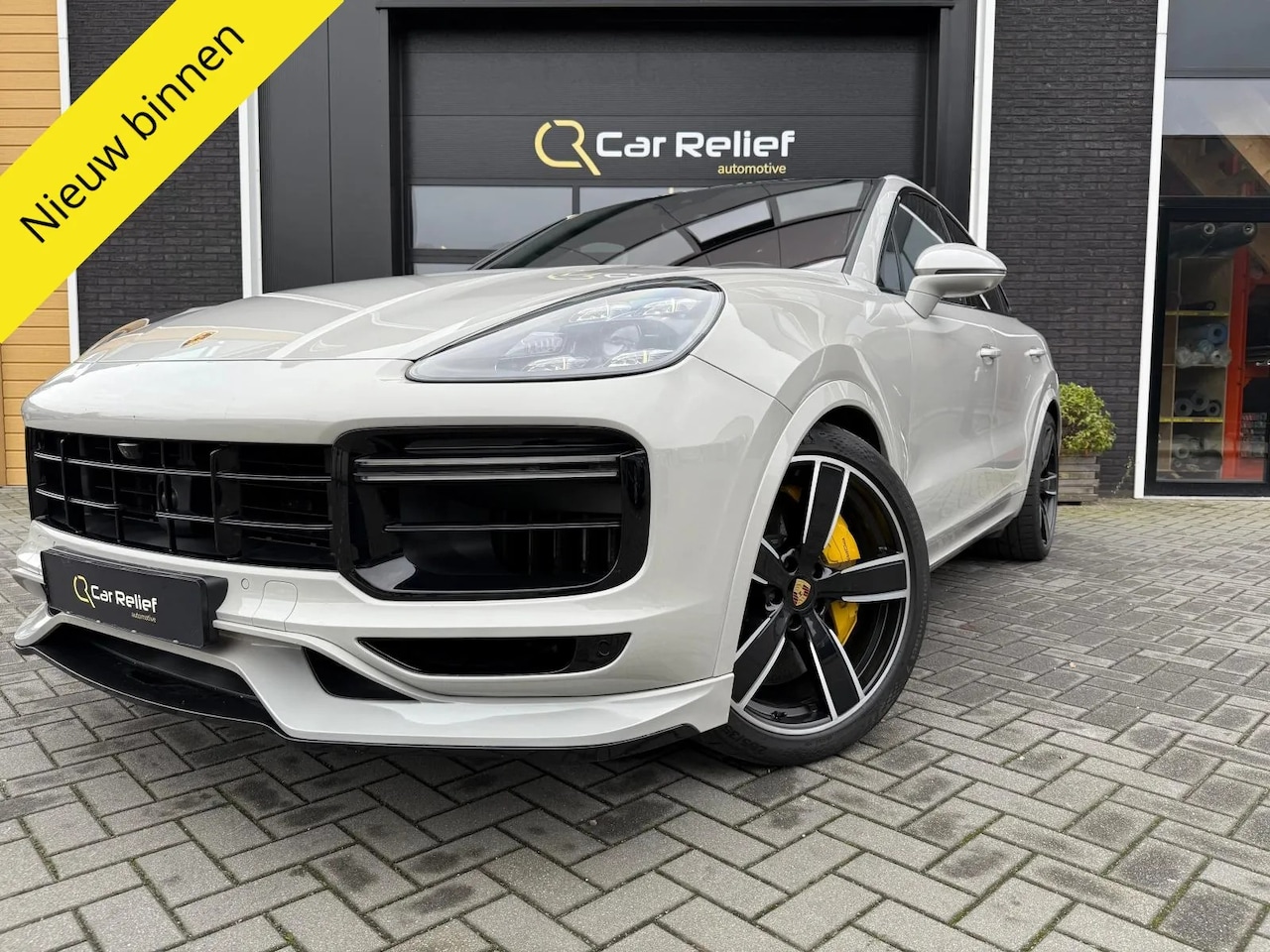 Porsche Cayenne Coupé - 4.0 Turbo S E-Hybrid, TECHART, Soft close, Keramische remschijven, Sportchrono, Luchtverin - AutoWereld.nl