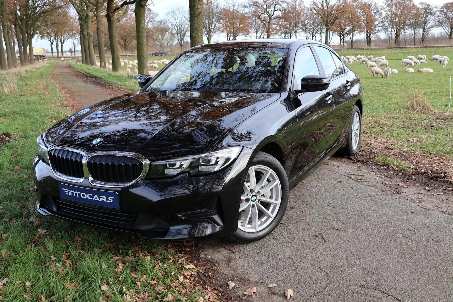 BMW 3-serie - 330e 330e - AutoWereld.nl