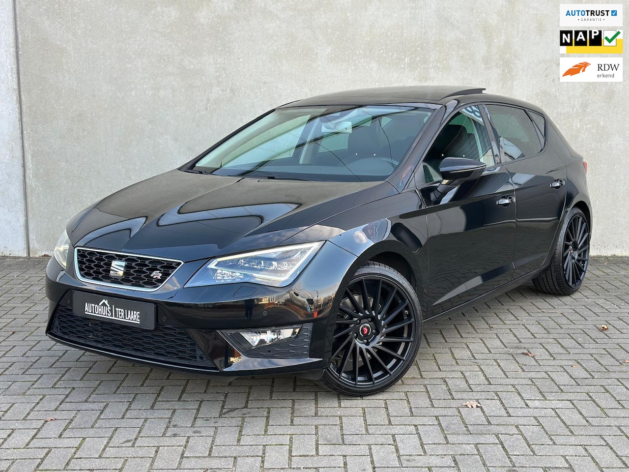 Seat Leon - 1.8 TSI FR DSG Pano 19'' Vossen Carplay Garantie - AutoWereld.nl