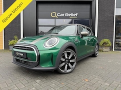 MINI Cooper - 1.5, Panoramadak, Stoelverwarming, Parkeersensoren, Parkeercamera