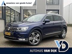 Volkswagen Tiguan - 2.0 TSI 4Motion Highline | NL Auto/1e Eig. / Pano-dak / Adapt.Cruise / Sportstoelen met Ma