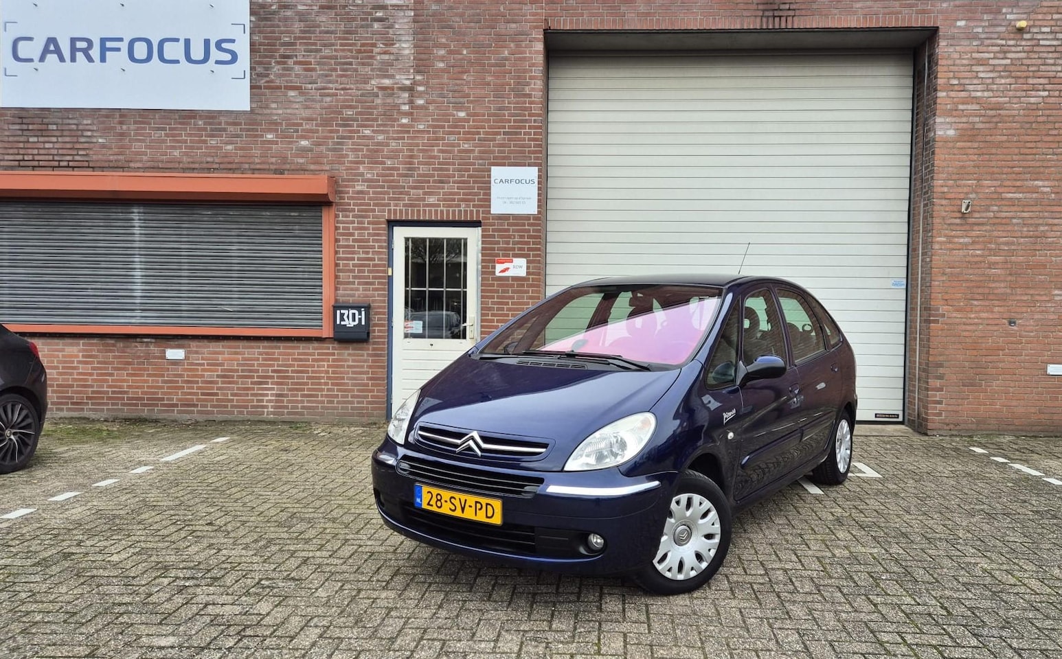 Citroën Xsara Picasso - 1.6i-16V Caractère APK 2e eigenaar PDC Airco Trekhaak Cruise NAP - AutoWereld.nl