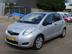 Toyota Yaris - Gereserveerd