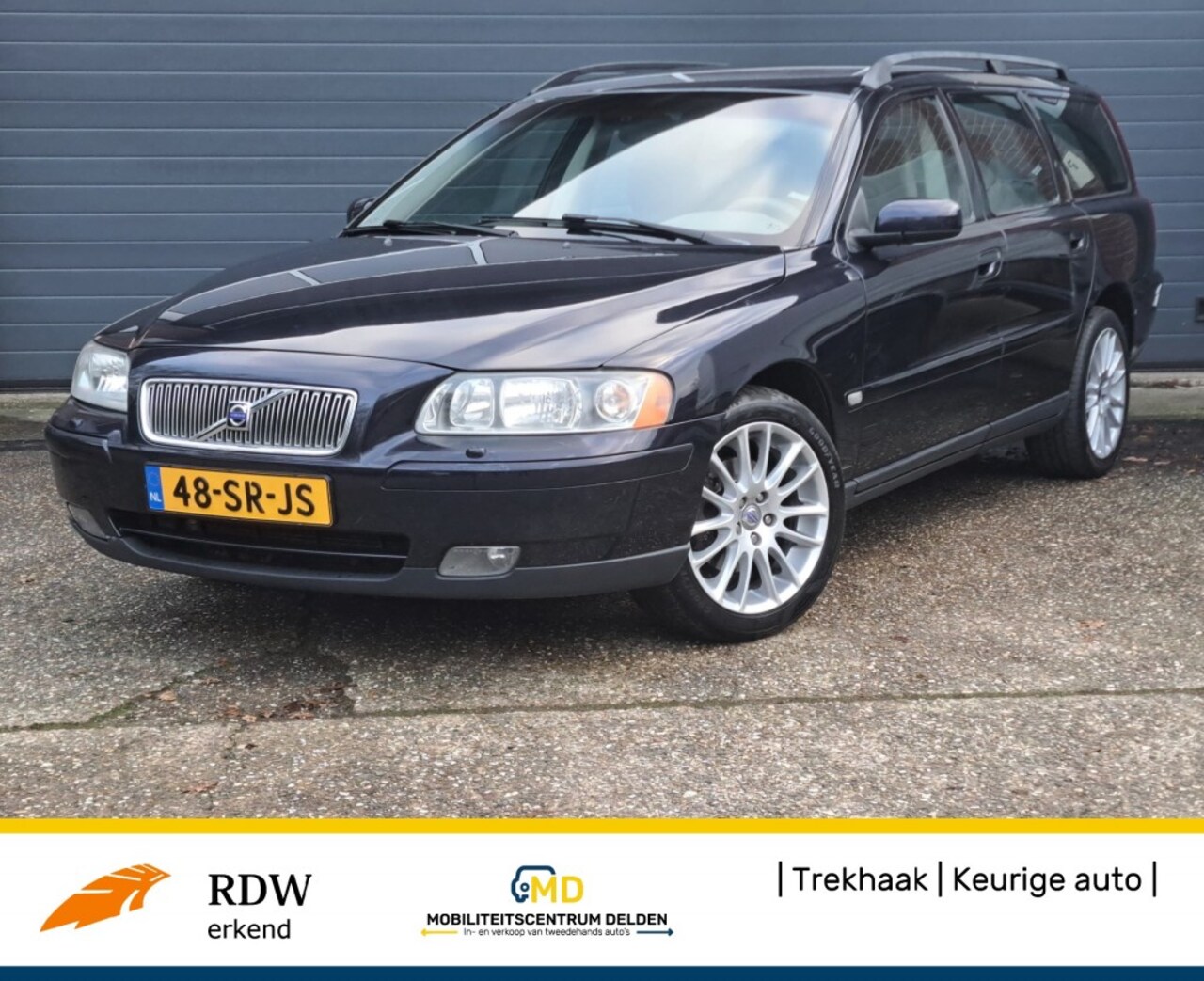 Volvo V70 - 2.4 EDITION II / Keurige auto / Leder / - AutoWereld.nl