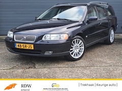 Volvo V70 - 2.4 EDITION II / Keurige auto / Leder /