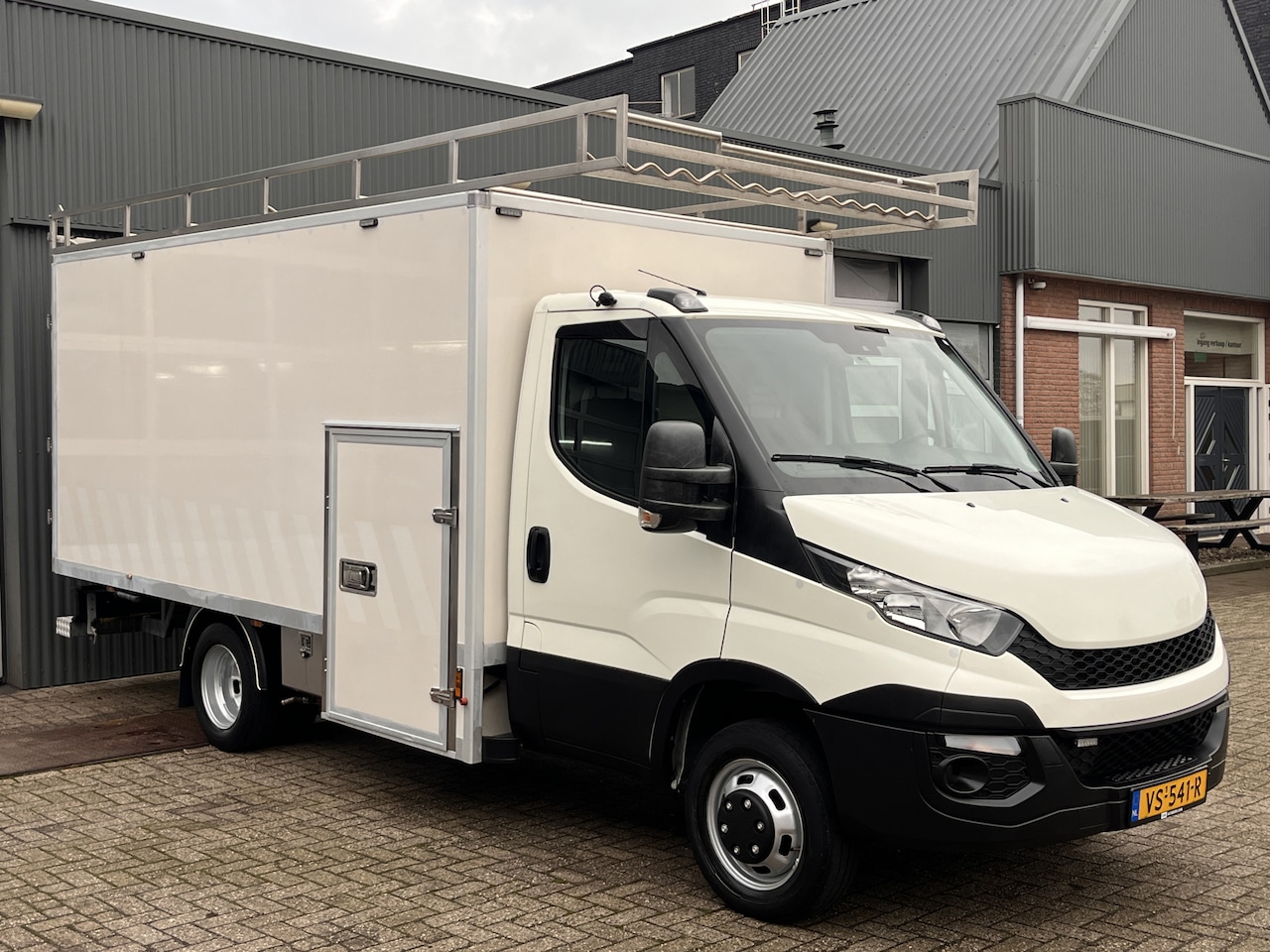 Iveco Daily - 50C15 3.0 375 Servicewagen Imperiaal Trekhaak 3500kg Airco Cruise controle Stuurwielbedien - AutoWereld.nl