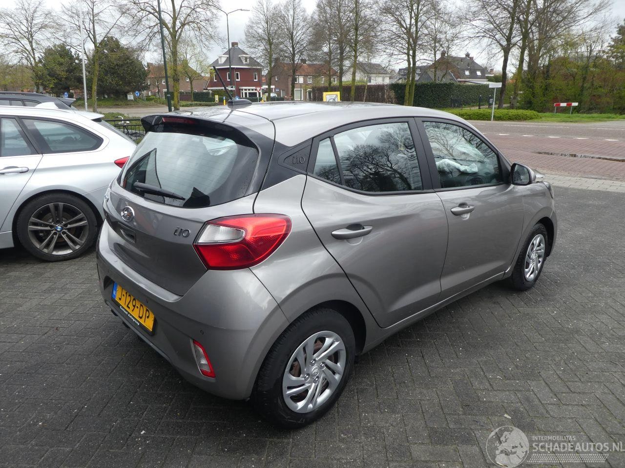 Hyundai i10 - I-10 1.0 Comfort Airco Navi Camera - AutoWereld.nl