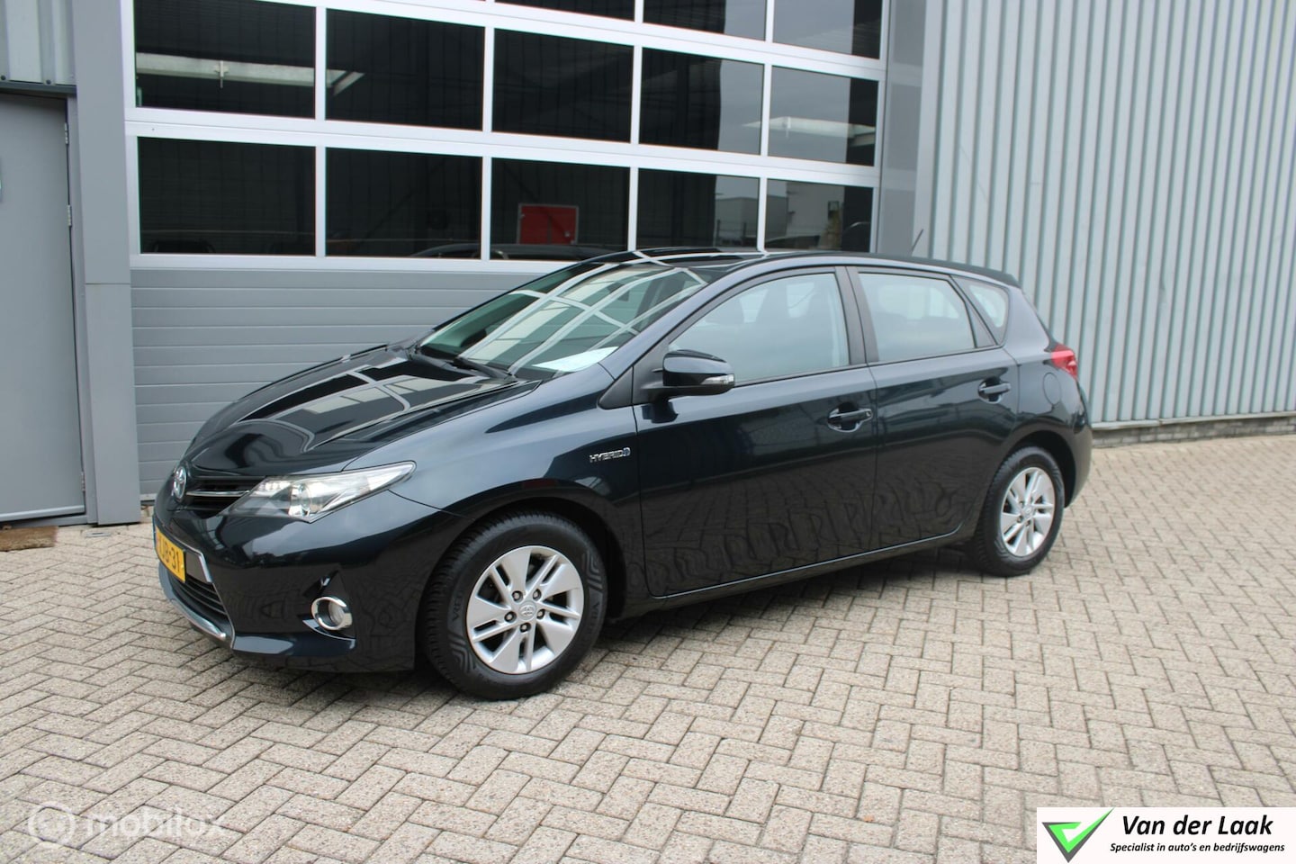 Toyota Auris - 1.8 Hybrid Aspiration NL Auto 1e Eigenaar 97.466 KM Navigatie. - AutoWereld.nl