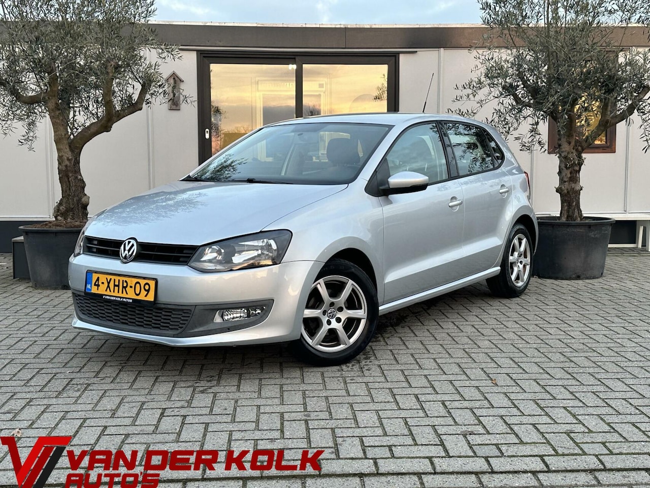 Volkswagen Polo - 1.2 TSI Comfortline Airco Lichtmetaal - AutoWereld.nl