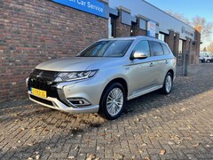 Mitsubishi Outlander - 2.4 PHEV Intense+ Leder Trekhaak Camera