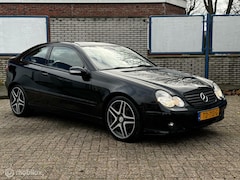 Mercedes-Benz C-klasse Coupé - 180 K. Prestige