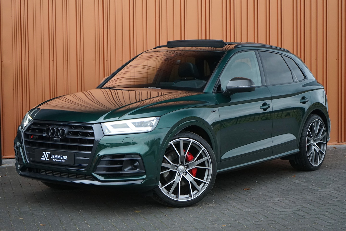 Audi SQ5 - 3.0 TFSI Quattro 354PK Panodak Luchtvering S Stoelen ACC Standkachel Sportdiff. Trekhaak M - AutoWereld.nl