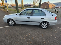 Hyundai Accent - 1.3i Active Young