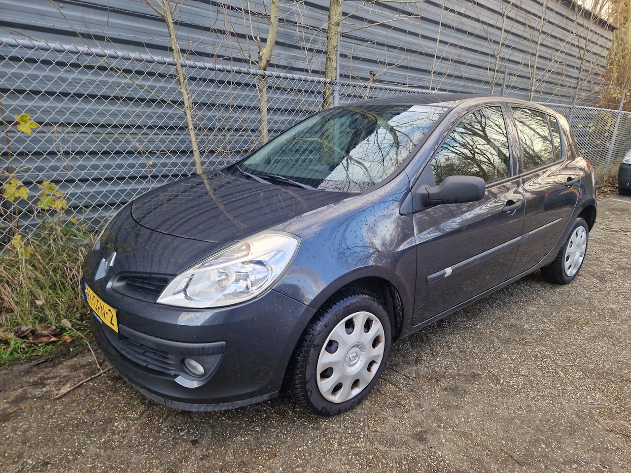 Renault Clio - 1.2-16V Special Line 1.2-16V Special Line - AutoWereld.nl