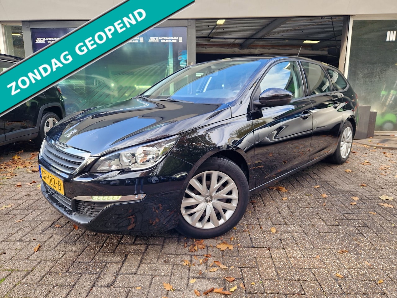 Peugeot 308 SW - 1.2 PureTech Blue Lease Executive| 2E EIGENAAR| 12 MND GARANTIE| NAVI | AIRCO| CRUISE - AutoWereld.nl