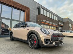 MINI Clubman - 2.0 JCW ALL4 John Cooper Works F1 aut 306pk Rooftopgrey/pano/camera/btw/bomvol