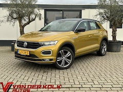 Volkswagen T-Roc - 1.5 TSI R-Line Digital Cockpit Adaptive Cruise Navi CarPlay