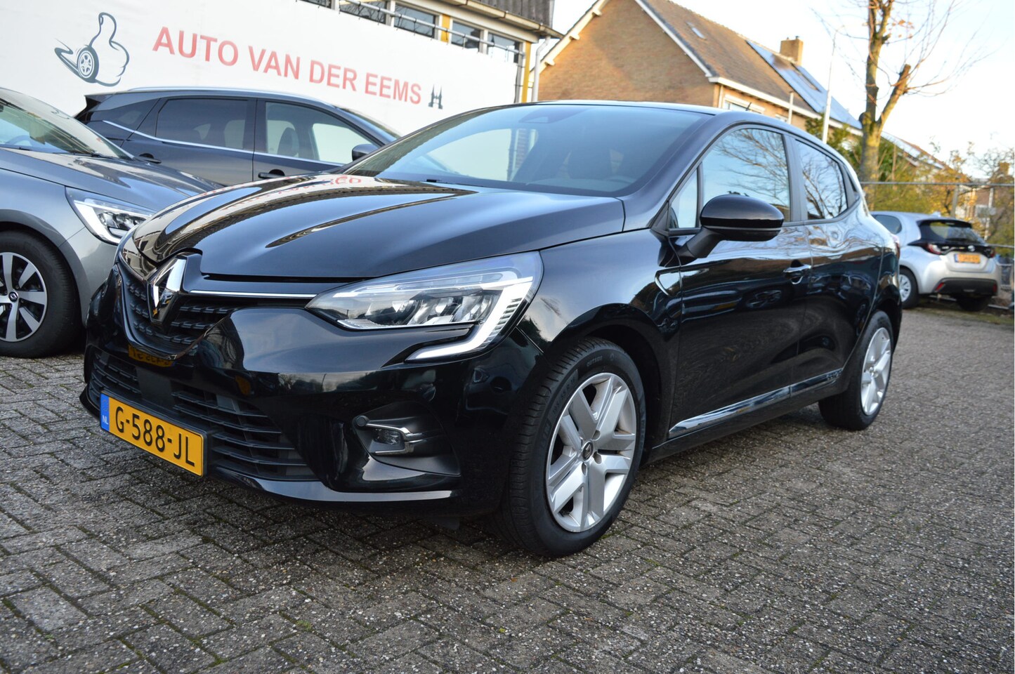 Renault Clio - 1.0 TCe 101PK Zen Nw.model Nap / Led verl / Aplle,android / 11-2019 - AutoWereld.nl