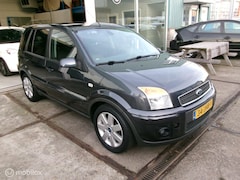 Ford Fusion - 1.4-16V Futura