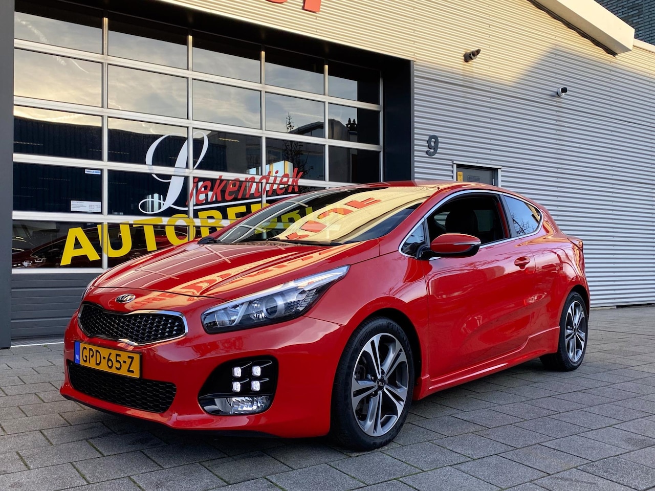 Kia Pro cee'd - 1.0 T-GDi GT-Line - Navigatie I Airco I LED I PDC / Achteruitrij camera I Sport pakket I D - AutoWereld.nl