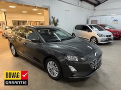 Ford Focus Wagon - 1.0 Ecoboost 125pk Titanium Business / ECC / PDC / APPLE CARPLAY