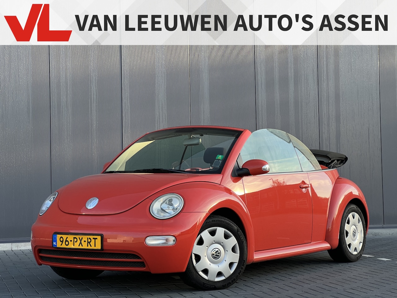 Volkswagen New Beetle Cabriolet - 1.6 | Nieuw binnen | Airco | Nette auto - AutoWereld.nl