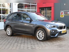 BMW X1 - sDrive18i 140pk Automaat Executive | Navi | Xenon | Origineel NL