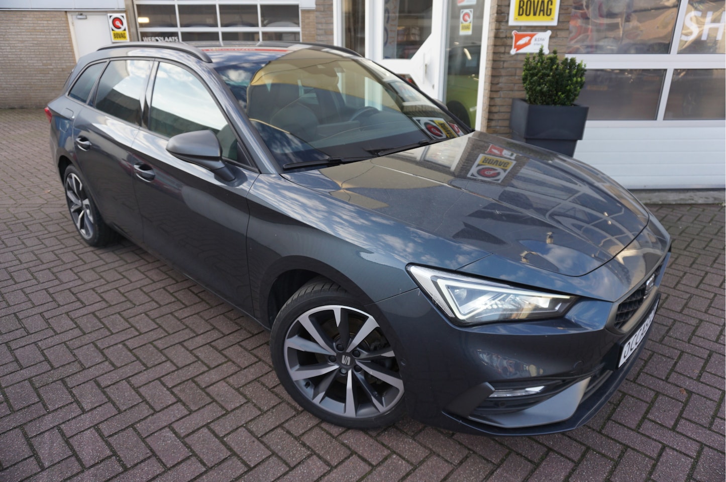 Seat Leon Sportstourer - 1.4 TSI eHybrid PHEV FR Automaat - AutoWereld.nl