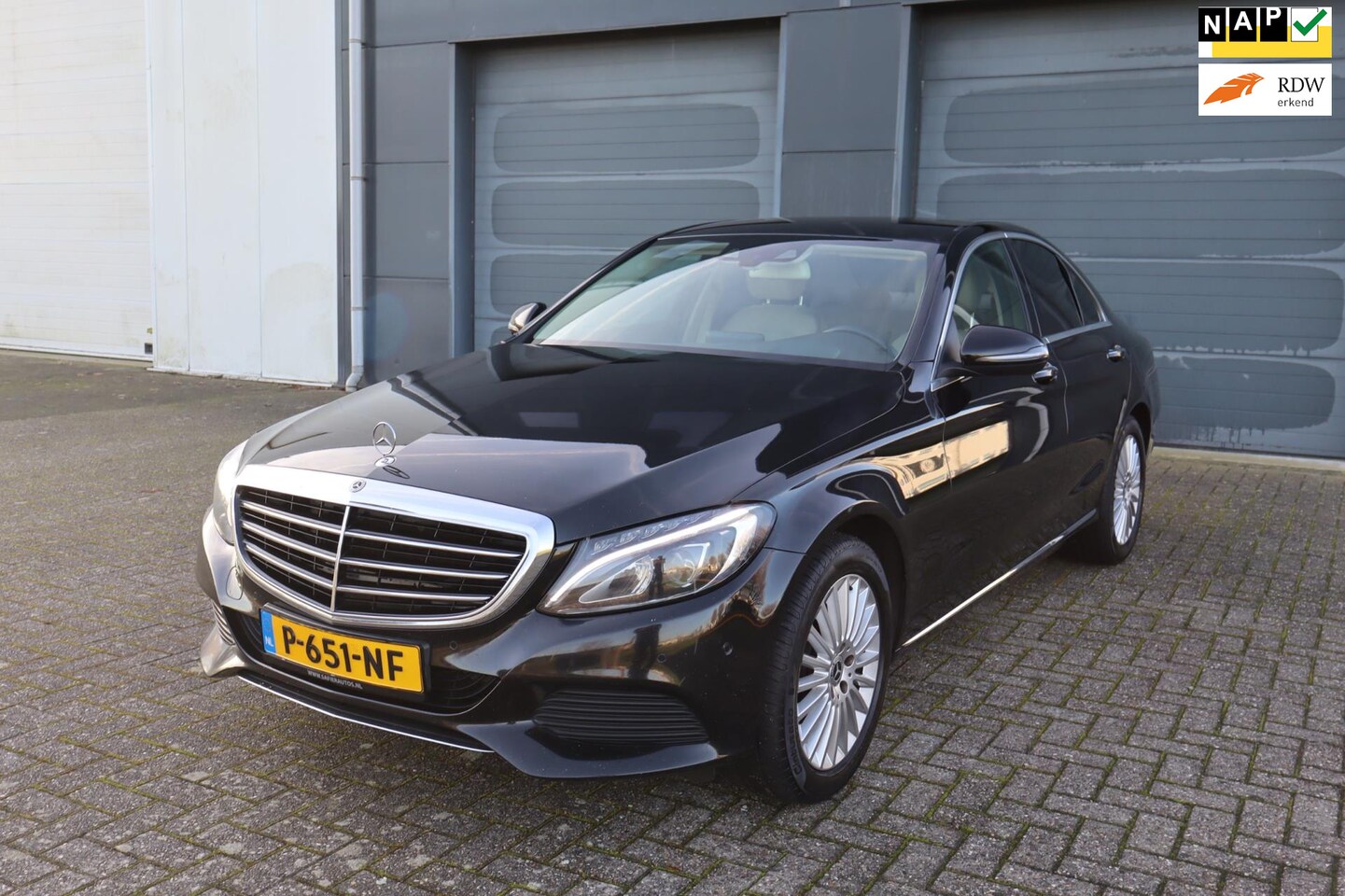 Mercedes-Benz C-klasse - 200 Business Head-up Display Keyless entry/Go - AutoWereld.nl