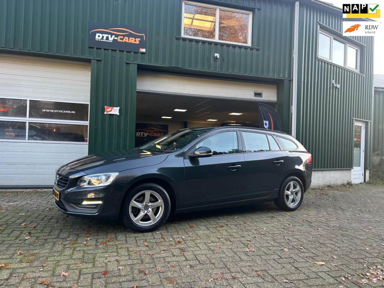 Volvo V60 - 1.5 T3 Polar+ Automaat - AutoWereld.nl