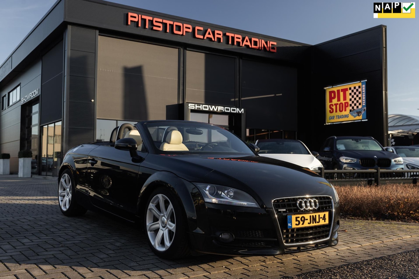 Audi TT Roadster - 3.2 V6 quattro 3.2 V6 quattro, 250 PK, Stoelverwarming, Cruise, Airco! - AutoWereld.nl