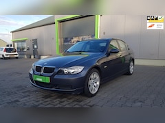 BMW 3-serie - 318i Dynamic Executive in zeer nette staat Technisch 100% onderhouden Rijdt en schakelt go