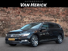 Volkswagen Passat Variant - 1.5 TSI Highline R-line Automaat | ACC | Navi | Velours