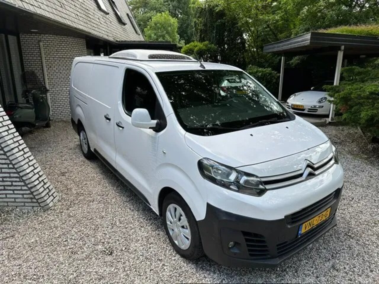 Citroën Jumpy - 2.0 BlueHDI 150 Business M S&S KOEL EN VRIESAUTO ! - AutoWereld.nl