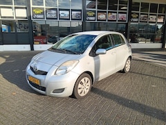 Toyota Yaris - 1.3 VVTi Comfort