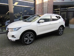 Nissan Qashqai - 1.3 DIG-T 160pk DCT N-Connecta met Navigatie / Panoramadak / 360º camera /18 inch /Parkeer