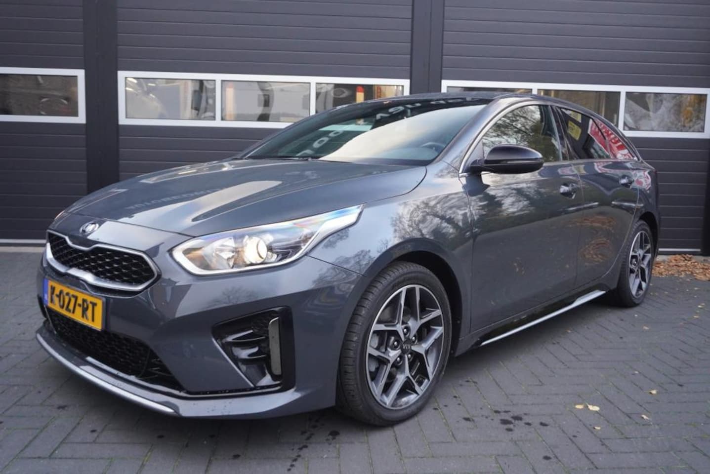 Kia Pro cee'd - 1.5 T-GDi MHEV GT-Line Edition Aut/Airco/Navi/Camera/CC - AutoWereld.nl