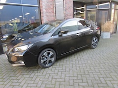 Nissan LEAF - Electric 40kWh N-Connecta €2.000 Subsidie mogelijk/ Pro pilot / Adapt. Cruise / Dodehoek /