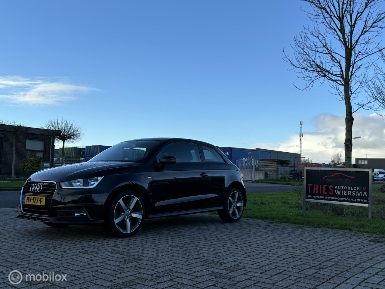 Audi A1 - 1.0 TFSI Sport S-line/cruise/navigatie/airco - AutoWereld.nl