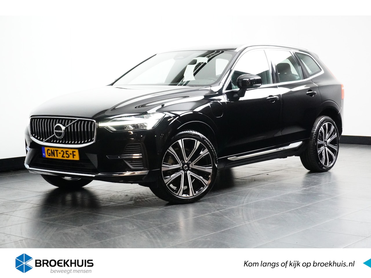 Volvo XC60 - 2.0 Recharge T6 AWD Plus Bright | Panoramadak | 360 Camera | Leder | Lichtmetalen velgen | - AutoWereld.nl