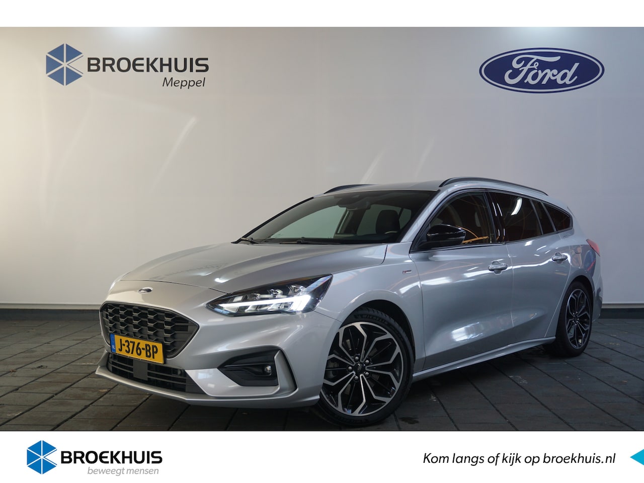 Ford Focus Wagon - 1.0 EcoBoost ST Line Business | Dealer Onderhouden! | Winter Pack | Navi | 18'' Lichtmetal - AutoWereld.nl